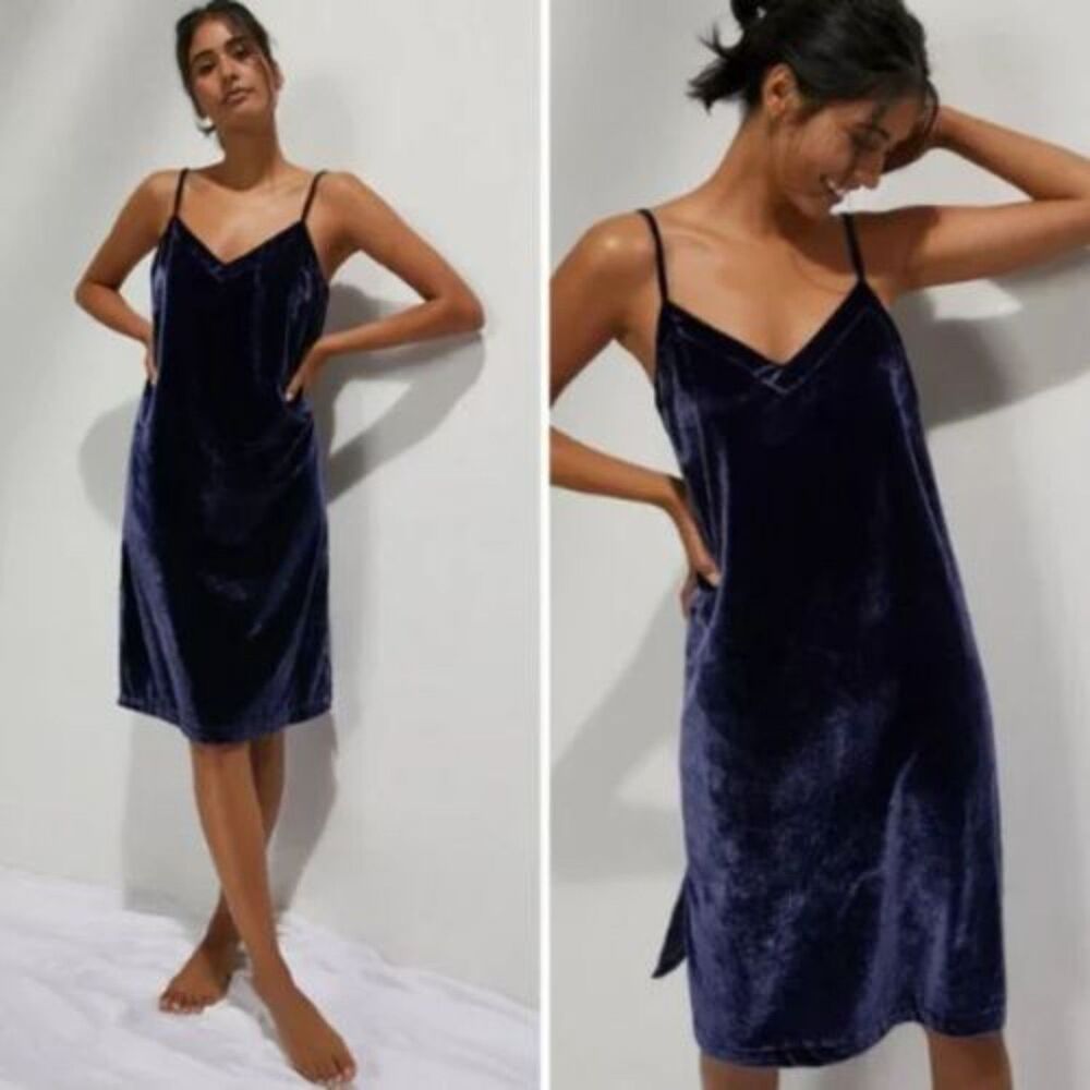 NWT Anthropologie Shania Velvet Slip Dress | L